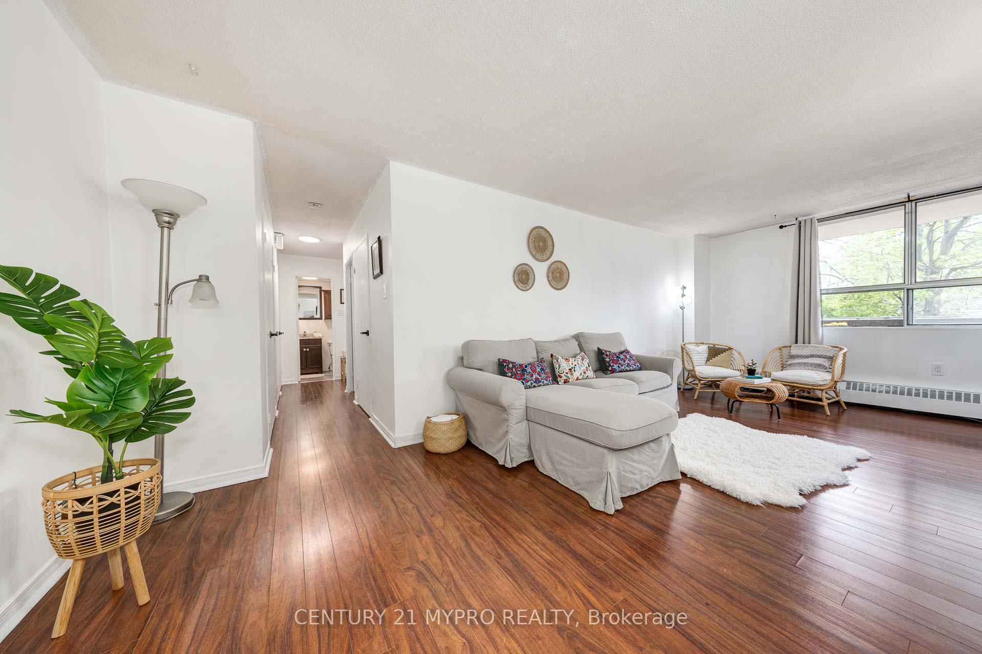 207 - 1950 Kennedy Road Toronto Ontario Canada Sale residential Alexia Yee Century 21 MyPro Realty, Brokerage