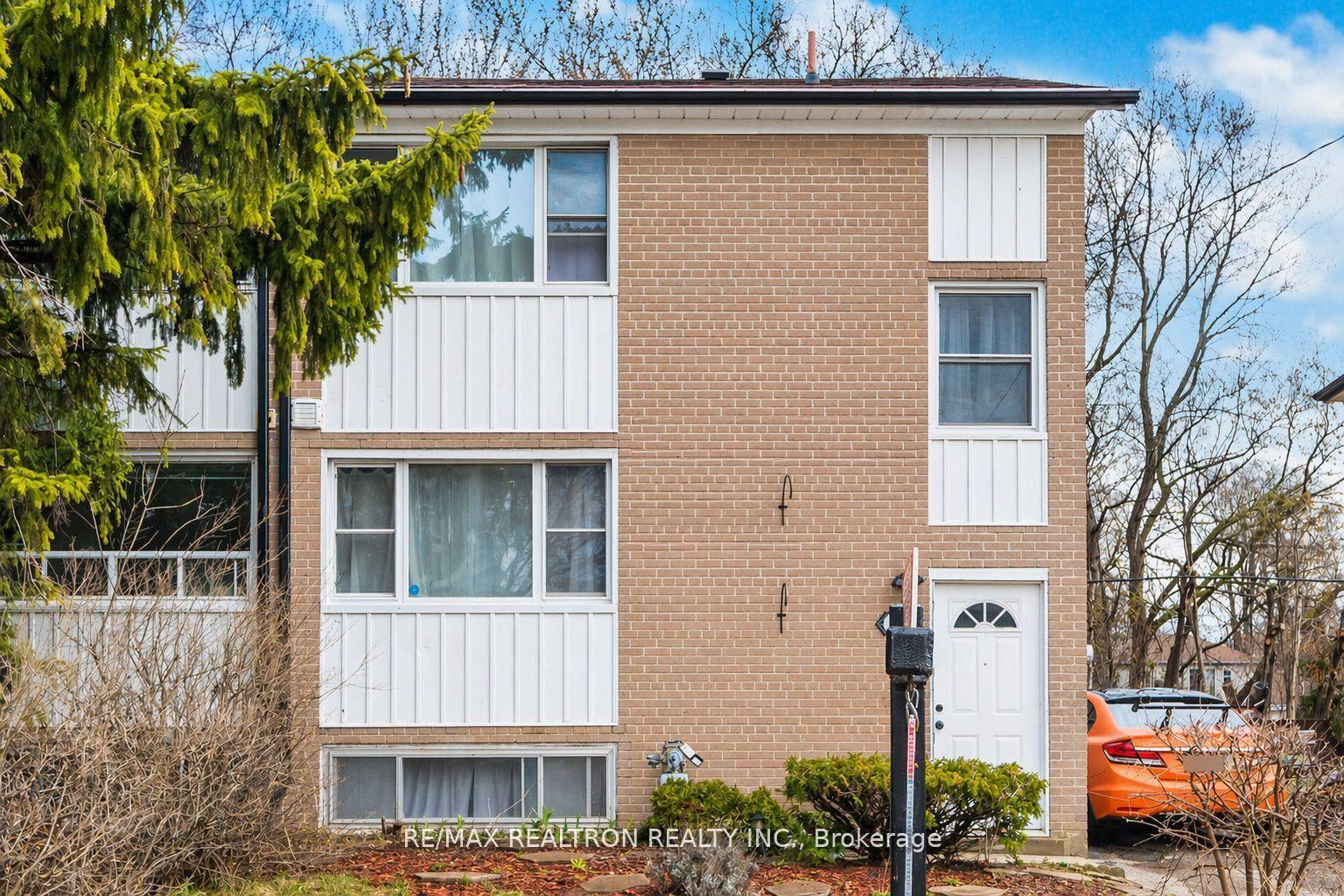 87 Overture Road Toronto Ontario Canada Sale residential Harvinder Bhogal RE/MAX Realtron Realty Inc., Brokerage *
