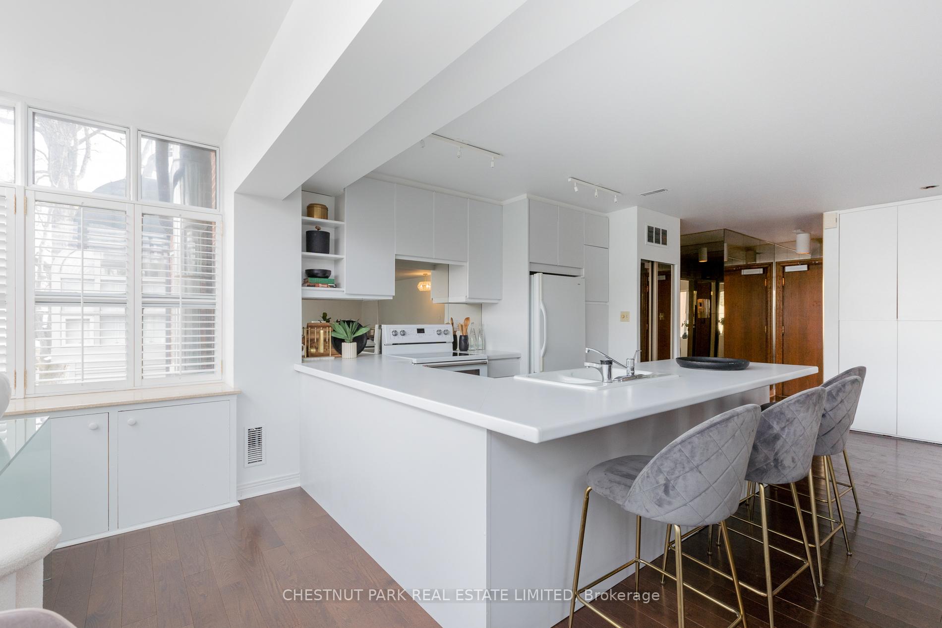 2 Bedroom Apartment/Flat's Image 11