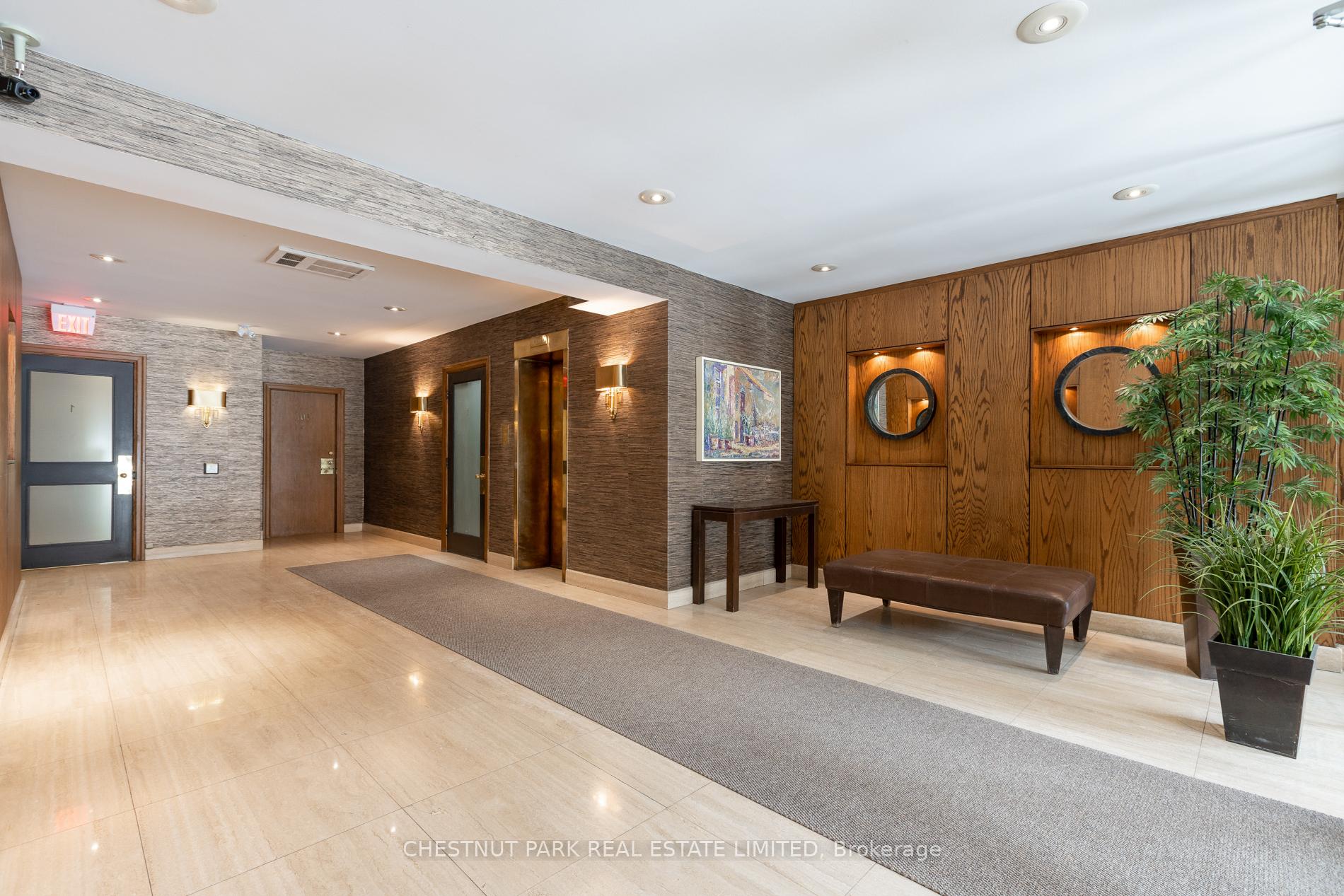 2 Bedroom Apartment/Flat's Image 32