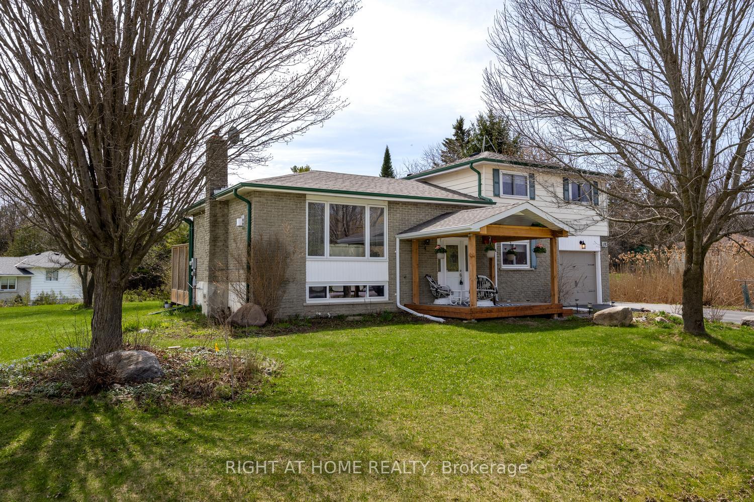 17 Crestview Avenue Scugog Ontario Canada Sale residential Paul McCormick Right at Home Realty, Brokerage*