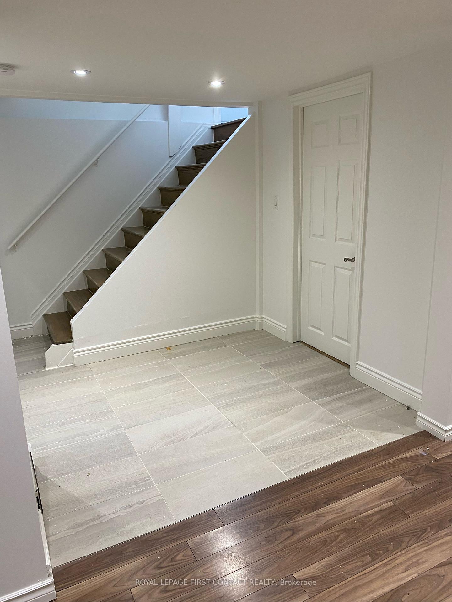 560 Heman Street Newmarket Ontario Canada Rent residential Your Ladies of Real Estate . Royal LePage First Contact Realty, Brokerage *