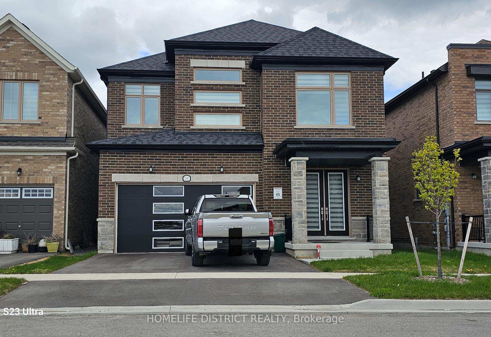 2097 Chris Mason Street Oshawa Ontario Canada Rent residential Prem Ragunathan HOMELIFE DISTRICT REALTY, Brokerage*