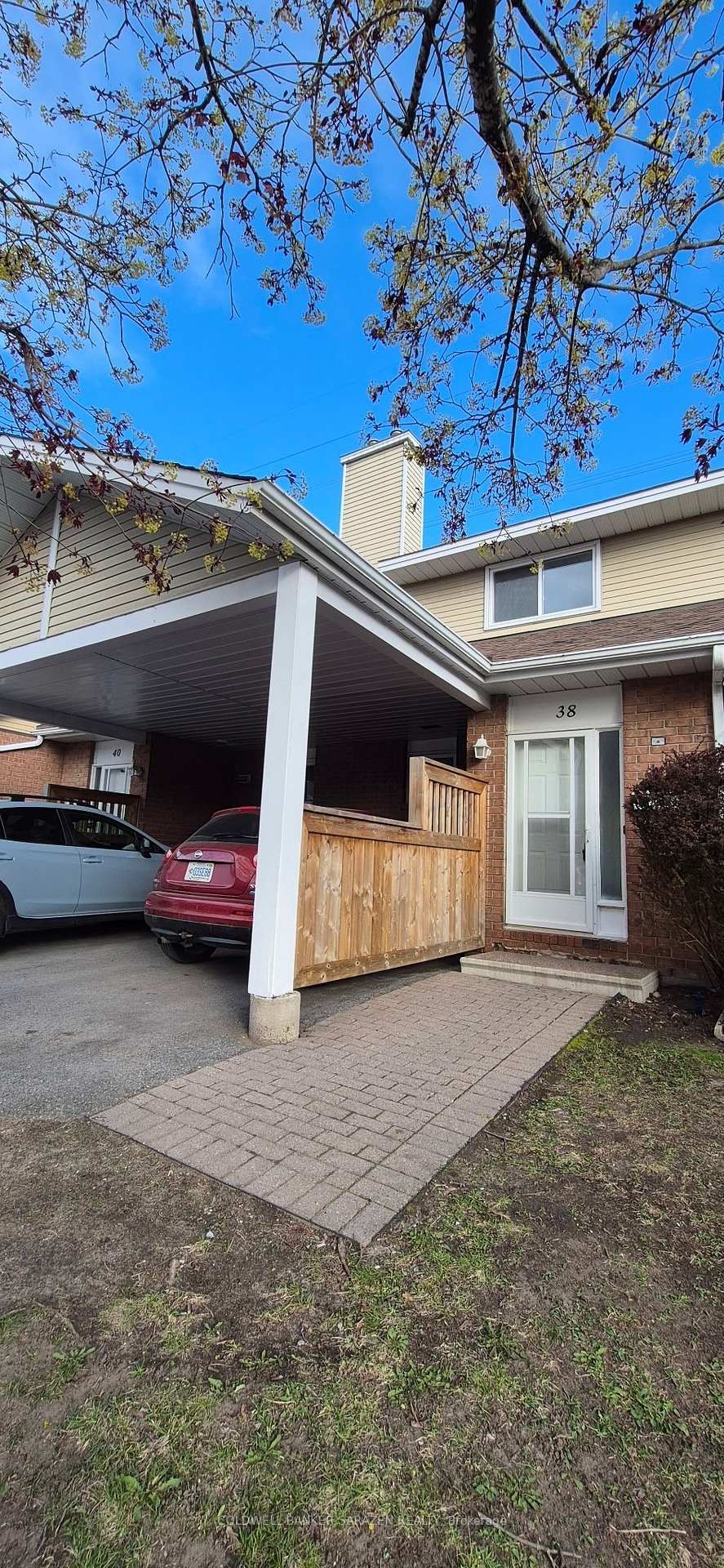 38 Paddington Private Ottawa Ontario Canada Sale residential Mo Sleiman Coldwell Banker Sarazen Realty, Brokerage*