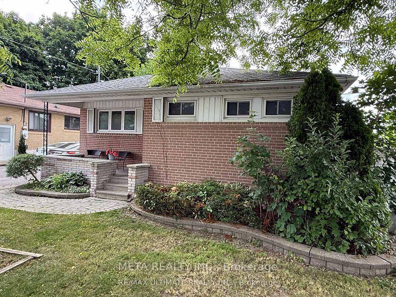 lower - 313 Rossland Road W Whitby Ontario Canada Rent residential Mike McMahon Right at Home Realty, Brokerage*