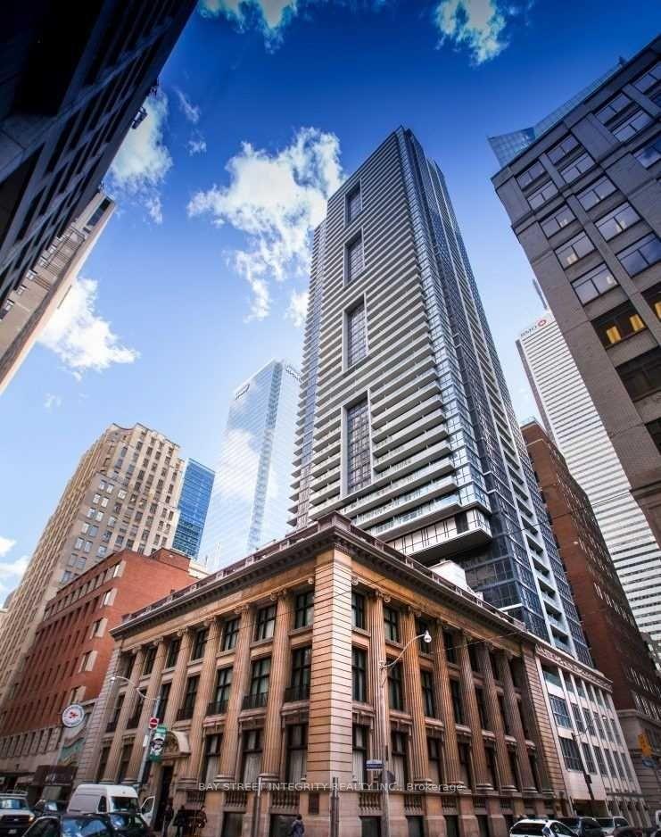 1909 - 70 Temperance Street Toronto Ontario Canada Rent residential The Condo Experts RE/MAX Millennium Real Estate, Brokerage*