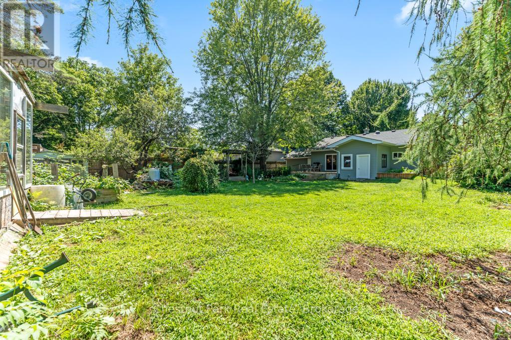 3 Bedroom Single Family Home/House's Image 31