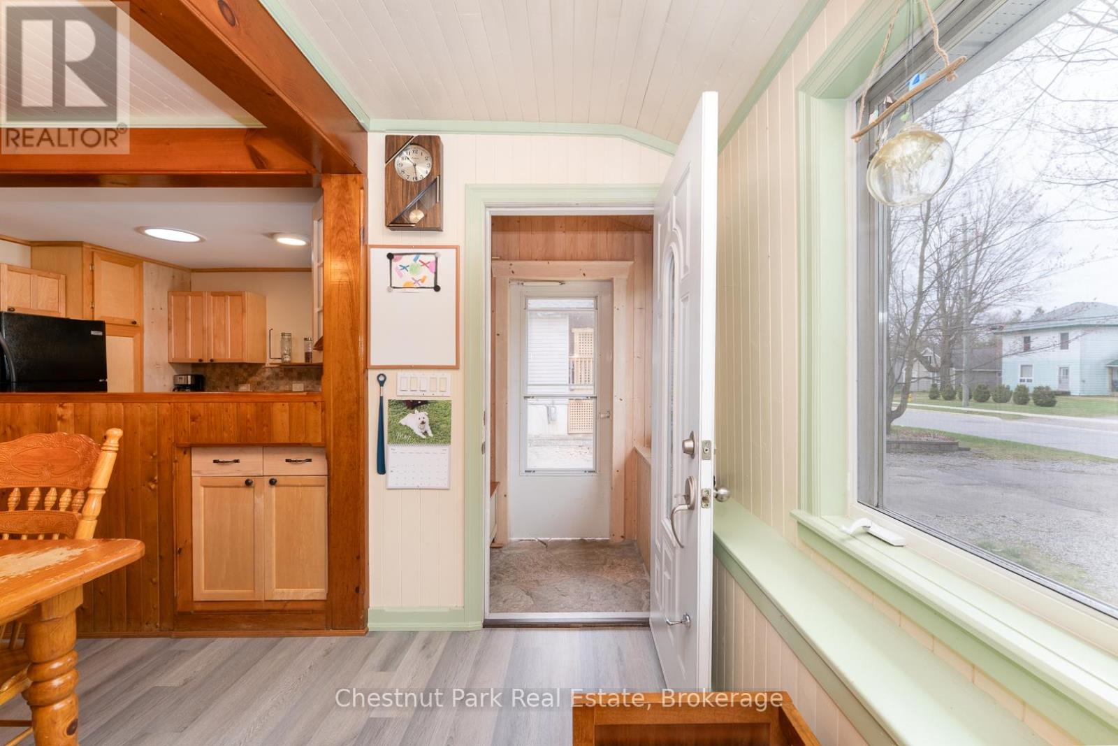3 Bedroom Single Family Home/House's Image 11