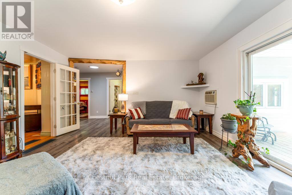 3 Bedroom Single Family Home/House's Image 9