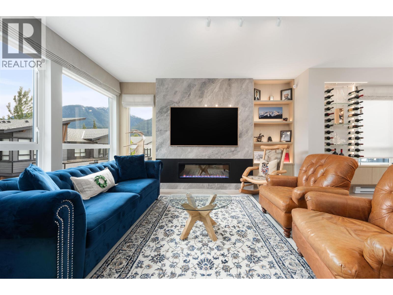 41204 HIGHLINE PLACE Squamish British Columbia Canada Sale residential Will Black RE/MAX Crest Realty, Brokerage*