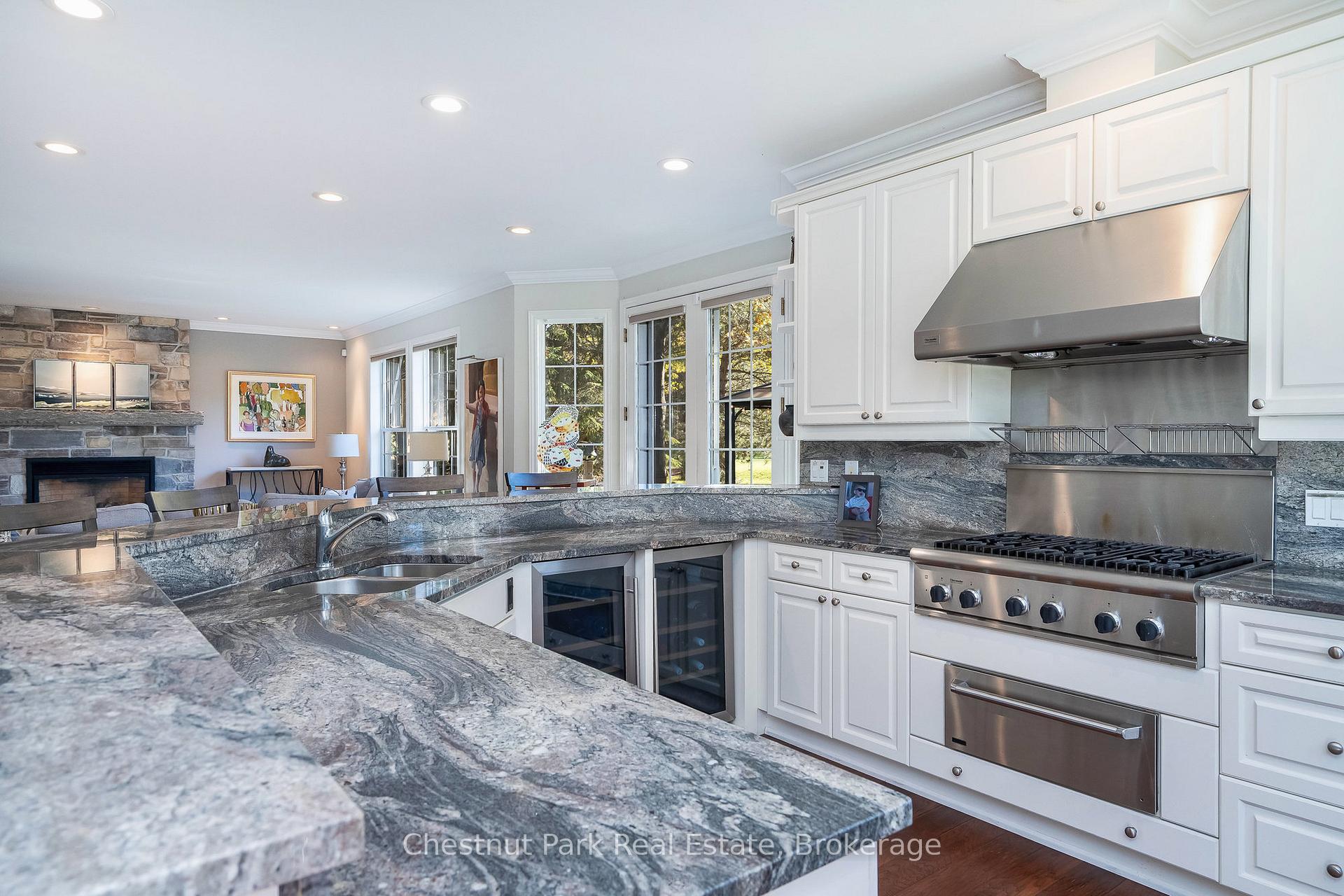 4 Bedroom Single Family Home/House's Image 9