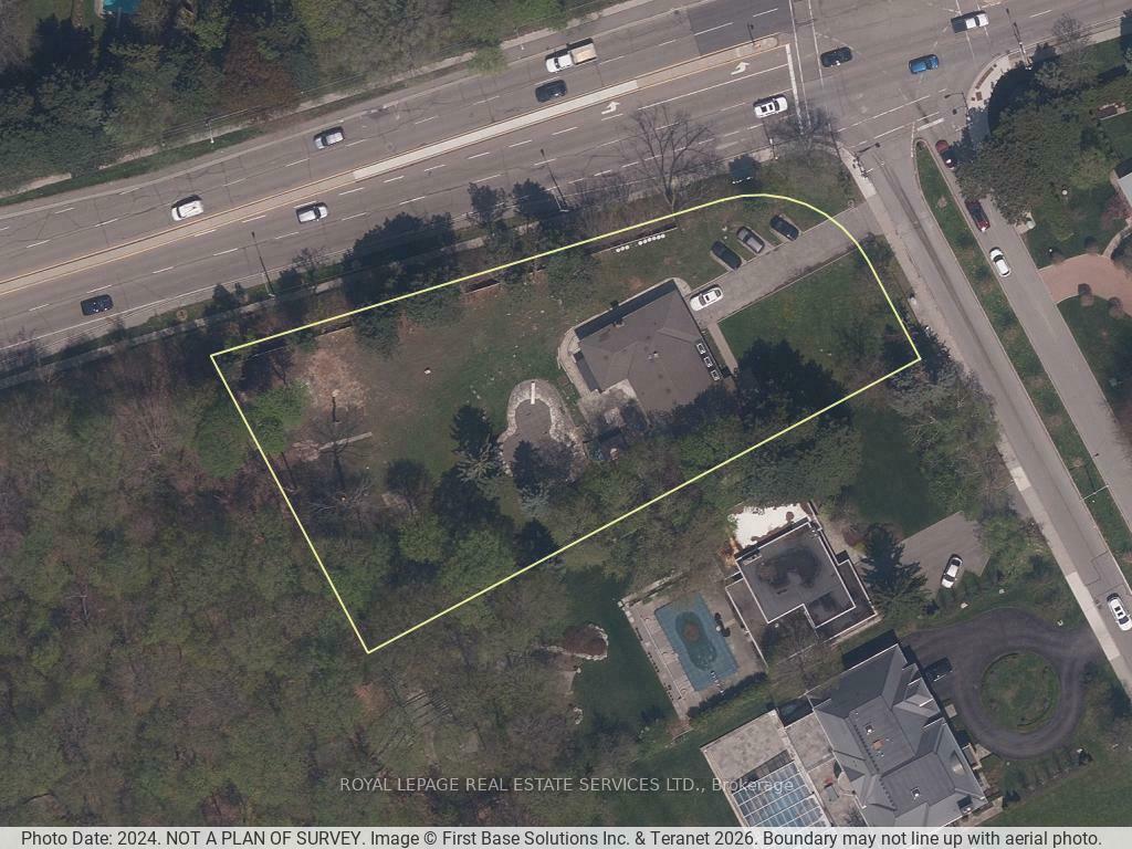 10 Silverdale Crescent Toronto Ontario Canada Sale commercial Anthony Turco Royal LePage Real Estate Services Ltd., Brokerage