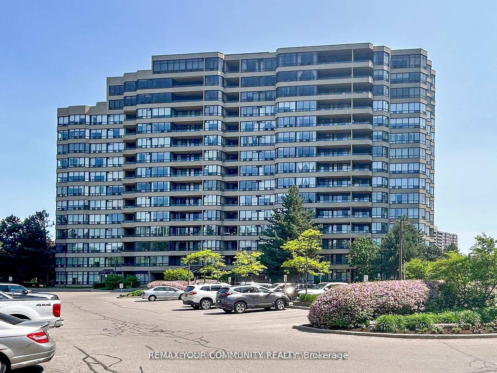 324 - 32 Clarissa Drive Richmond Hill Ontario Canada Sale residential Hamid Aghazamani Re/Max Your Community Realty, Brokerage *