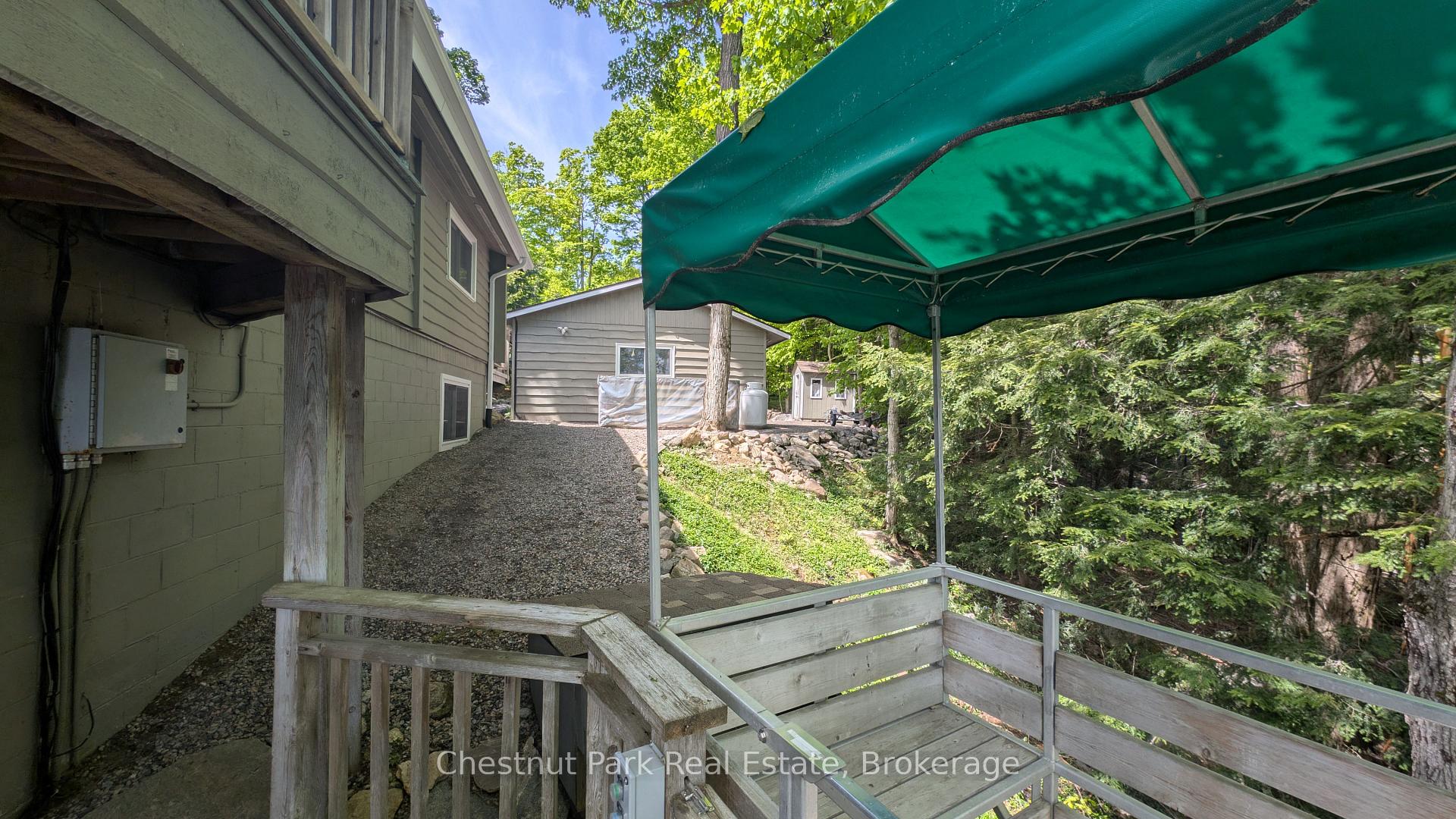 4 Bedroom Single Family Home/House's Image 32