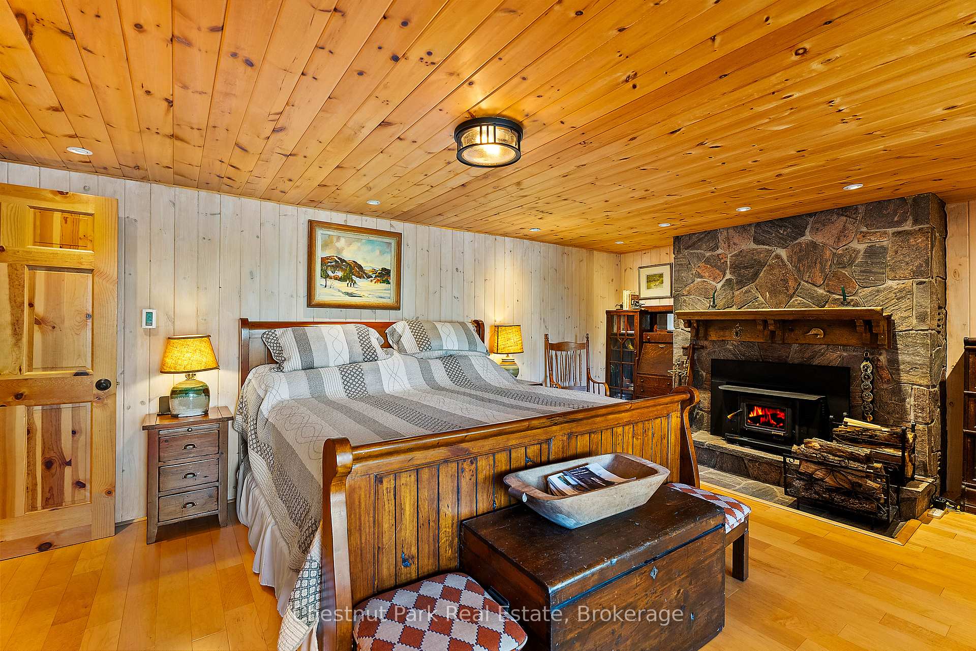 4 Bedroom Single Family Home/House's Image 17