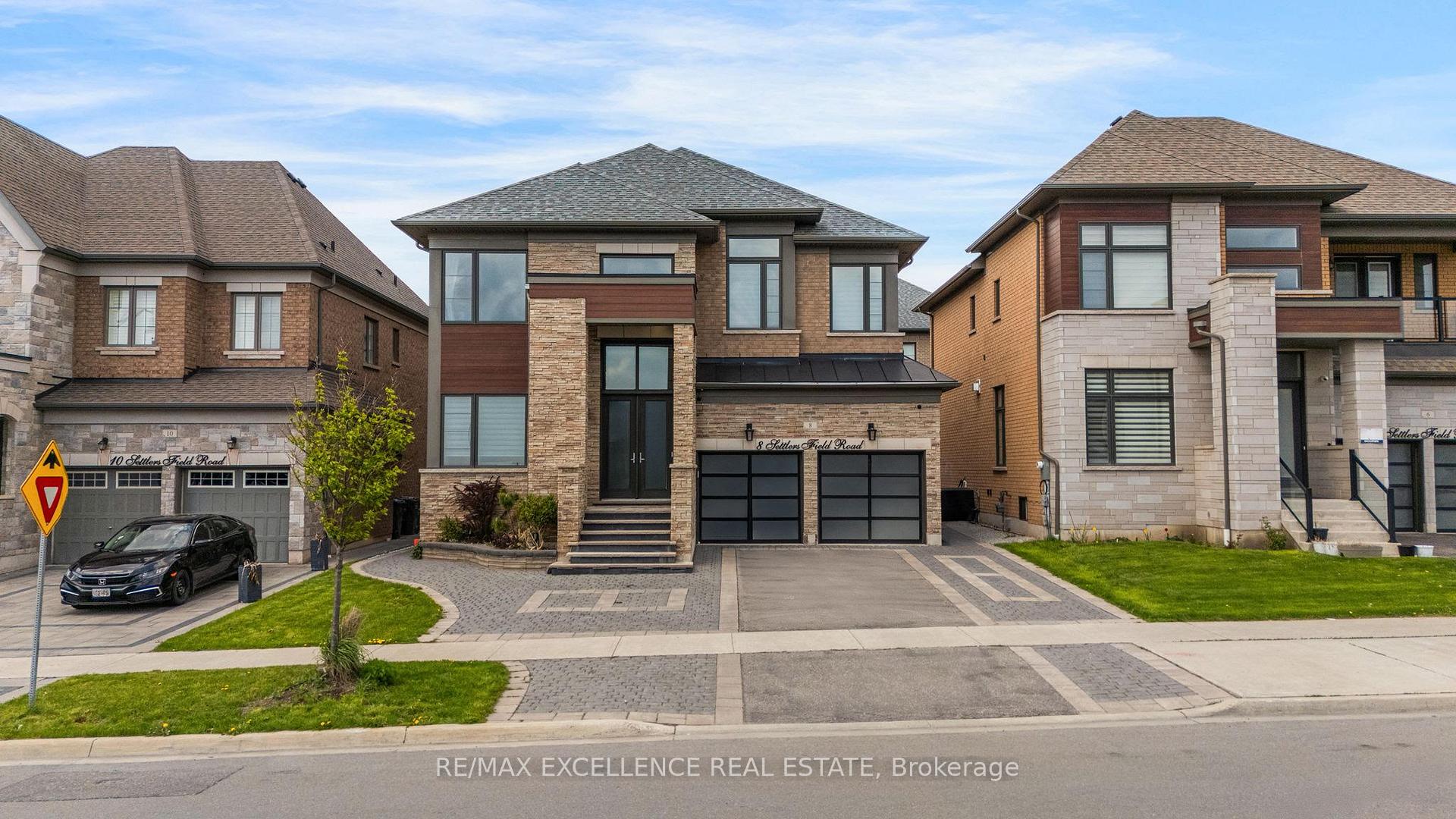 8 Settlers Field Road Brampton Ontario Canada Sale residential DEV PATEL RE/MAX EXCELLENCE REAL ESTATE., BROKERAGE*