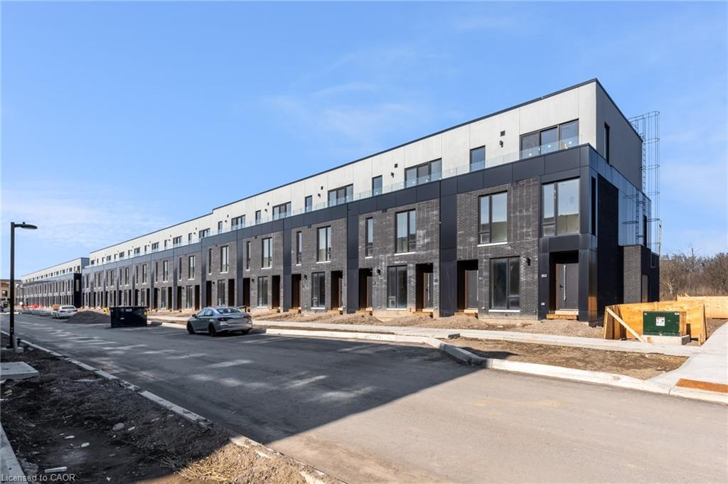 100 Everett Road St. Catharines Ontario Canada Rent residential Maggie Abril Nashdom Realty Brokerage Inc. 