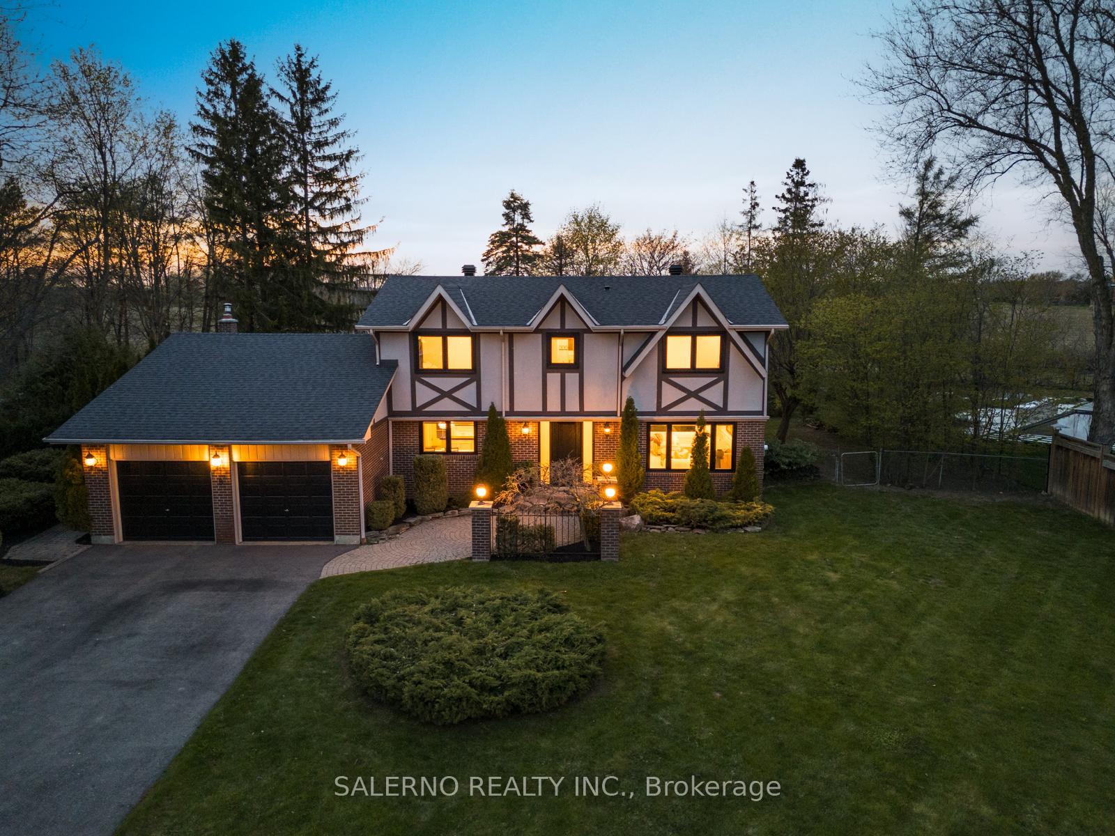 8 Simon Henry Avenue King Ontario Canada Sale residential Angelo and Joanna Lionti FinchTown Realty Inc., Brokerage