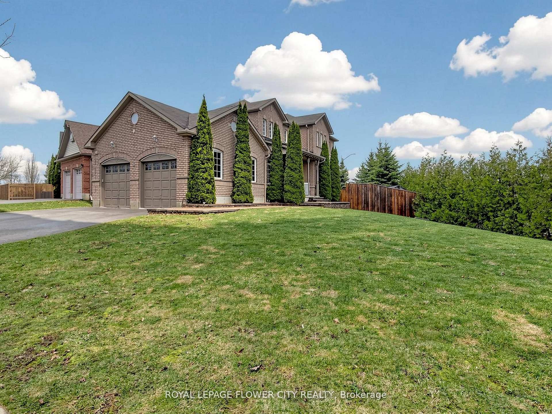 2 Don Morris Court Clarington Ontario Canada Sale residential Bobby Dhillon Royal LePage Flower City Realty, Brokerage *