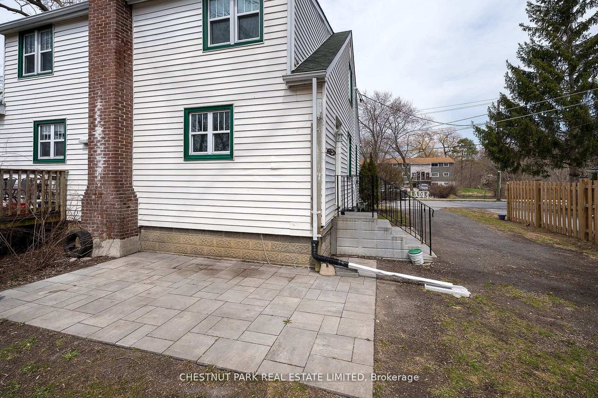 4 Bedroom Other's Image 15