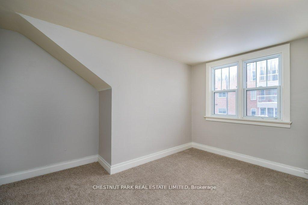 4 Bedroom Other's Image 10
