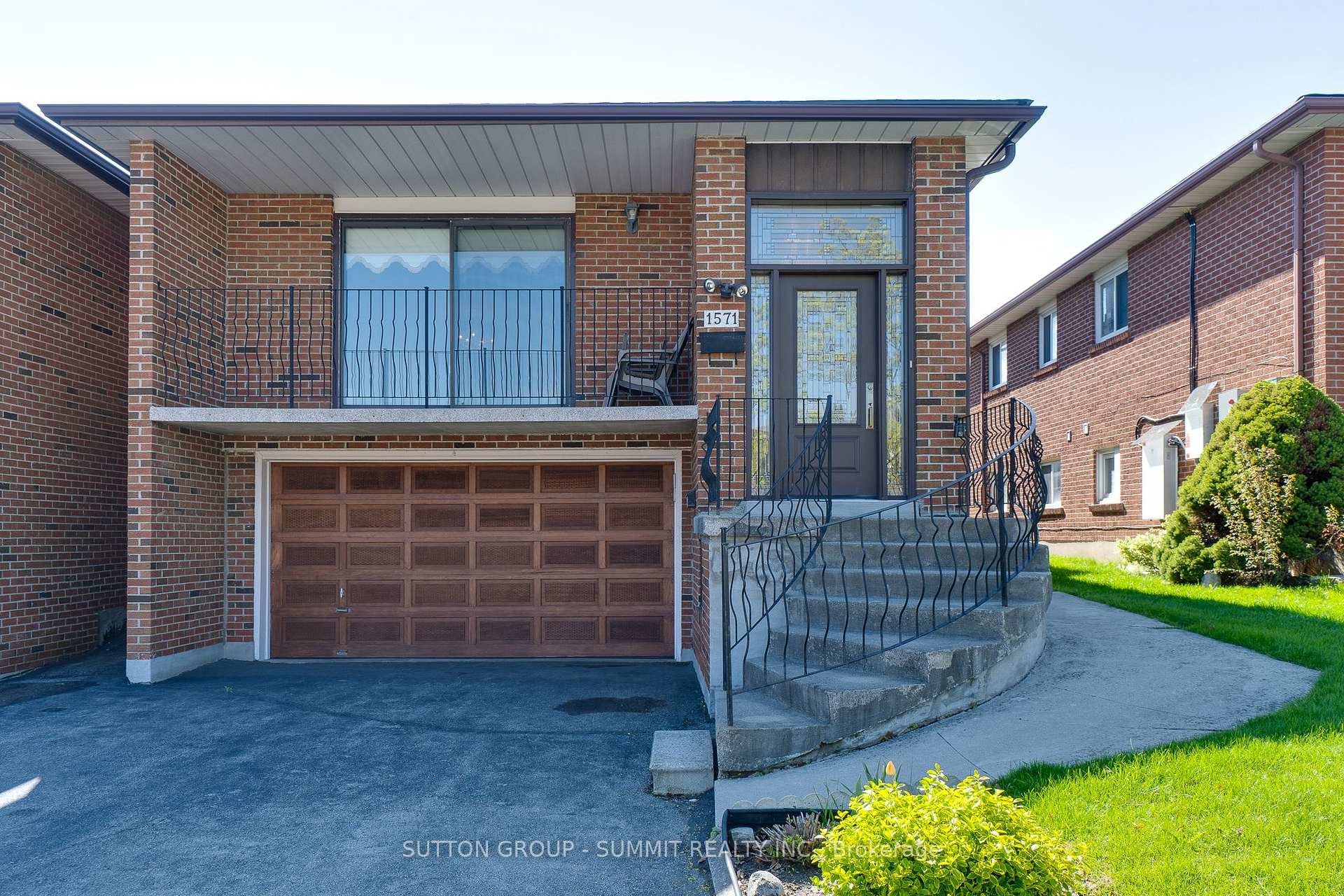 1571 CORKSTONE Glade Mississauga Ontario Canada Sale residential Jeffrey Vella Sutton Group-Summit Realty Inc., Brokerage*