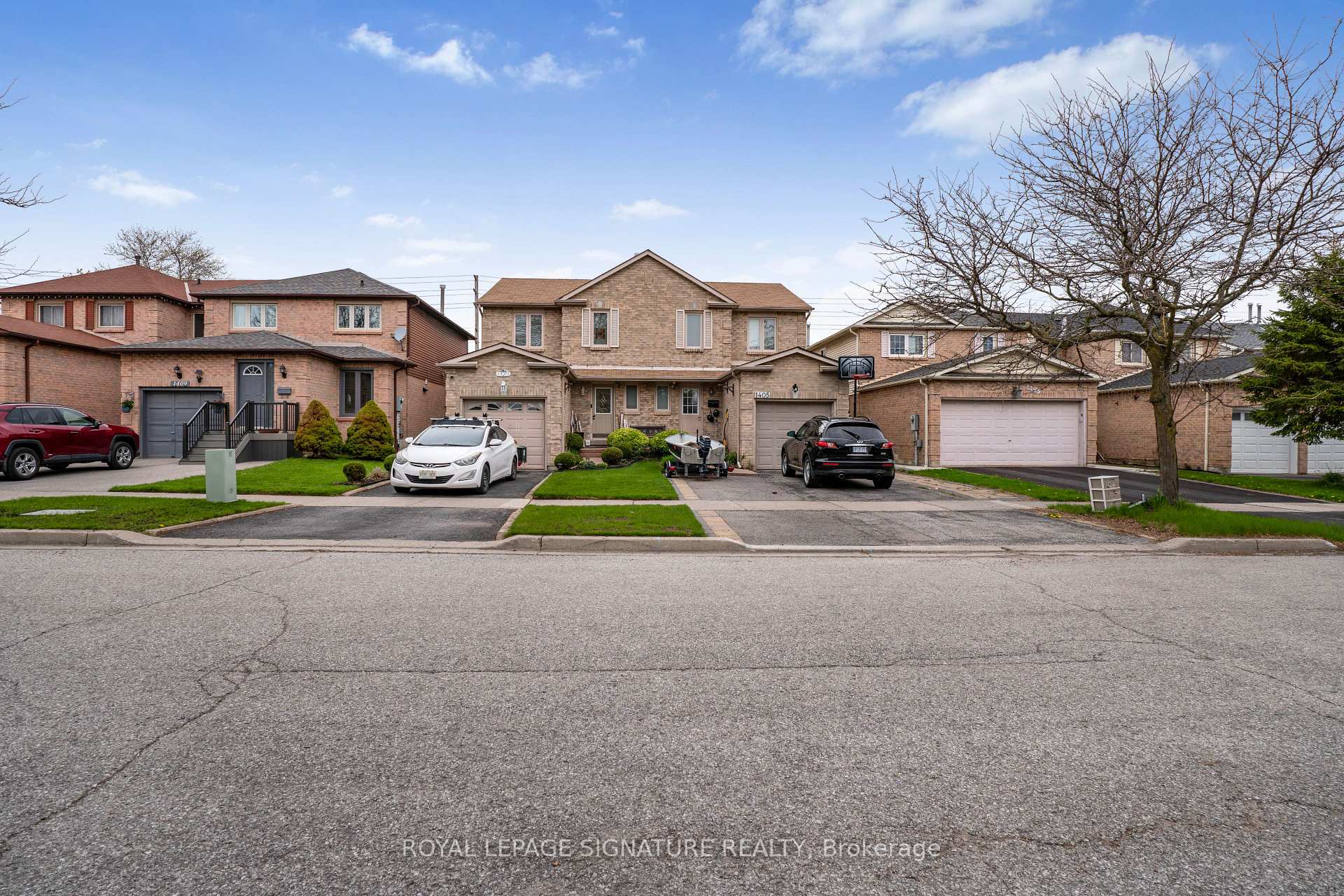 1405 Anton Square Pickering Ontario Canada Sale residential Liliane Rezkalla Royal LePage Signature Realty, Brokerage