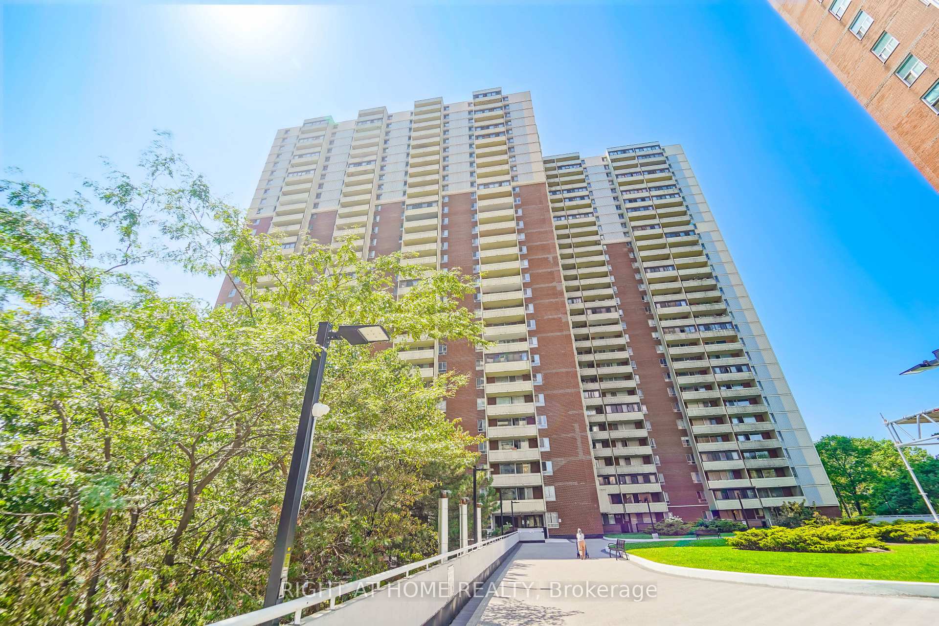 1611 - 1 Massey Square Toronto Ontario Canada Sale residential Charles Dow Right at Home Realty, Brokerage*
