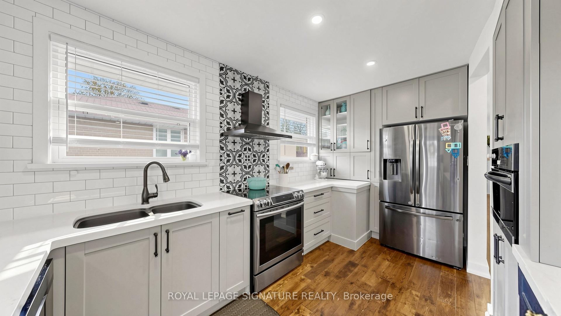 33 Neapolitan Drive Toronto Ontario Canada Sale residential Liliane Rezkalla Royal LePage Signature Realty, Brokerage