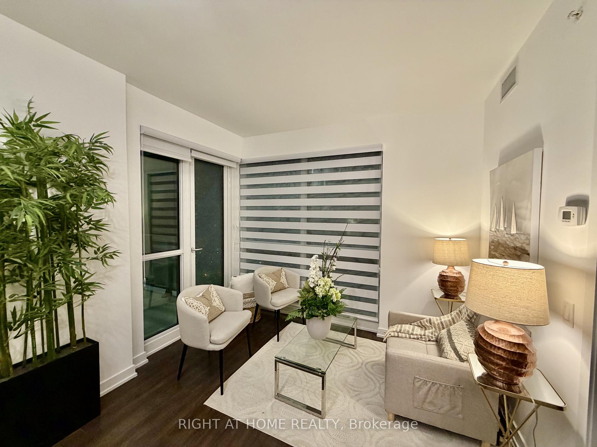 522 - 10 Park Lawn Road Toronto Ontario Canada Rent residential Orlando Rodriguez Right at Home Realty, Brokerage*