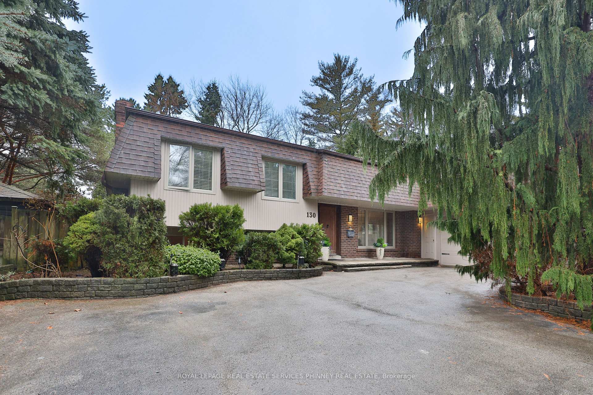 130 Tavistock Square Oakville Ontario Canada Sale residential Paolo Castellano Right at Home Realty, Brokerage*