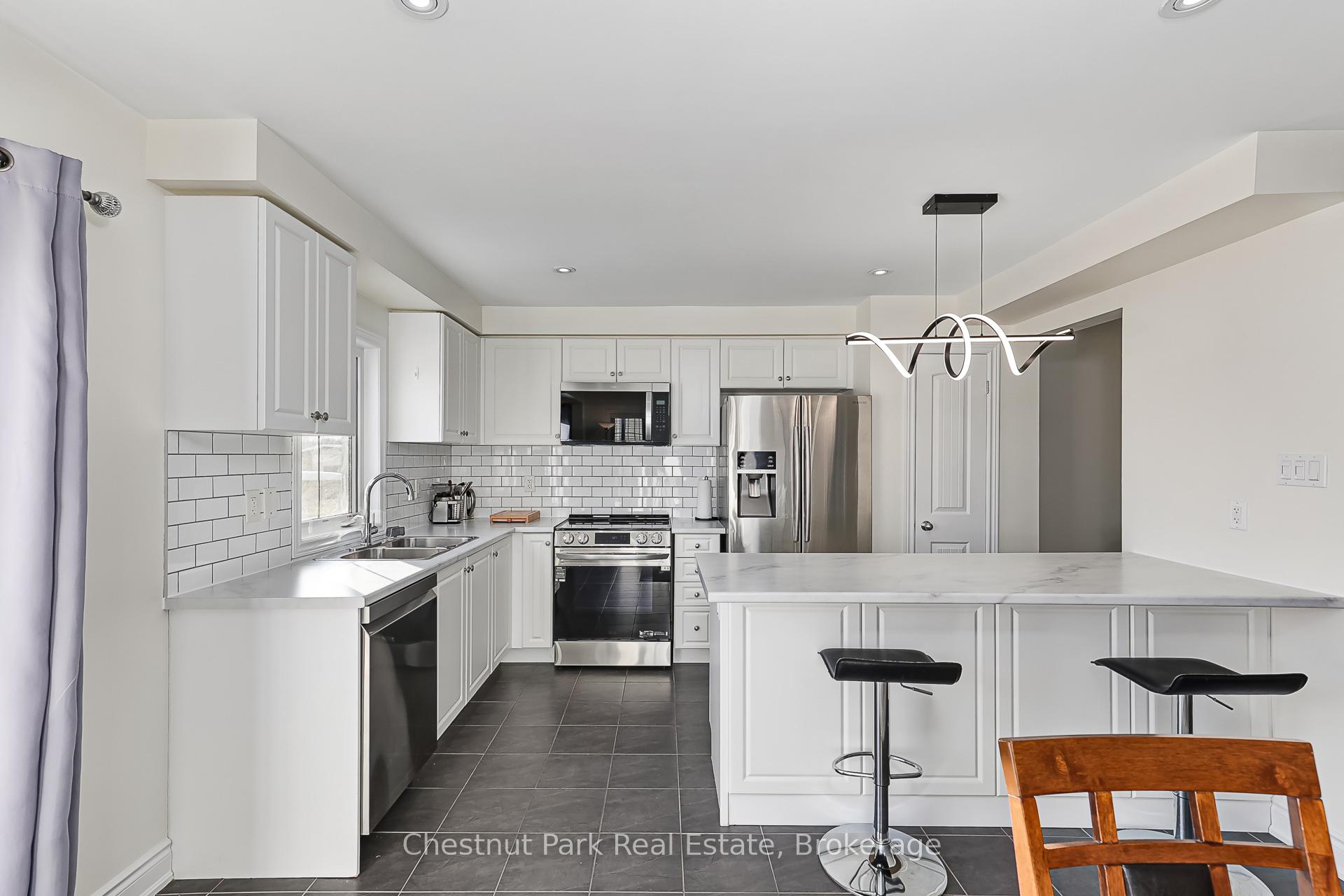3 Bedroom Single Family Home/House's Image 13