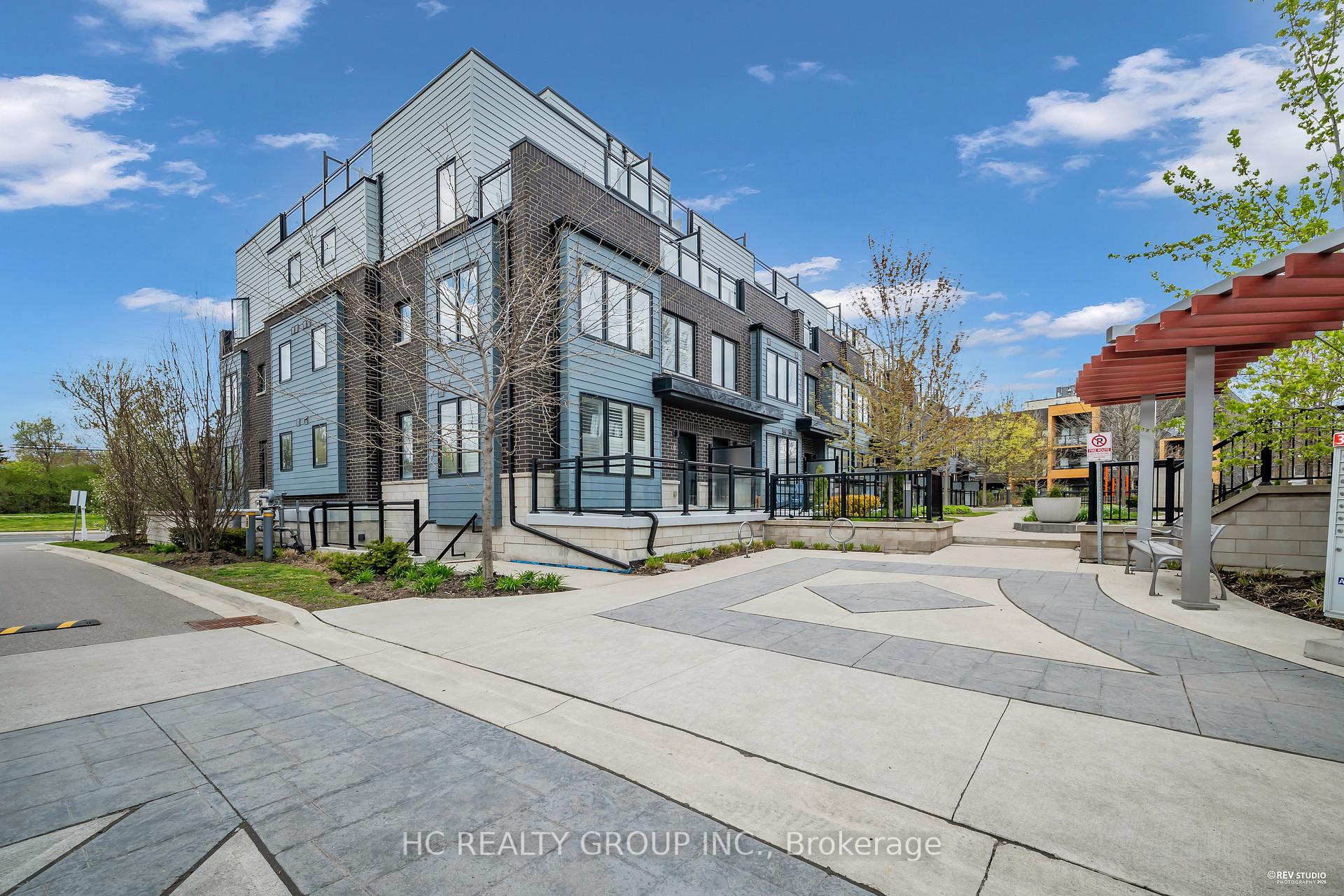 13 - 2212 BROMSGROVE Road Mississauga Ontario Canada Sale residential Jaswinder Paink Street Master Realty Ltd., Brokerage*