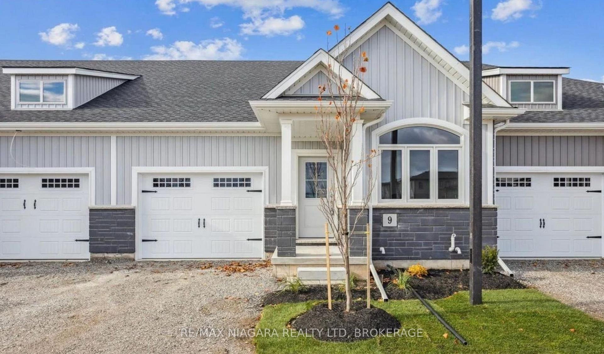 9 WILEY Trail Welland Ontario Canada Sale residential Kafayat Ayodele-Peters Right at Home Realty, Brokerage*