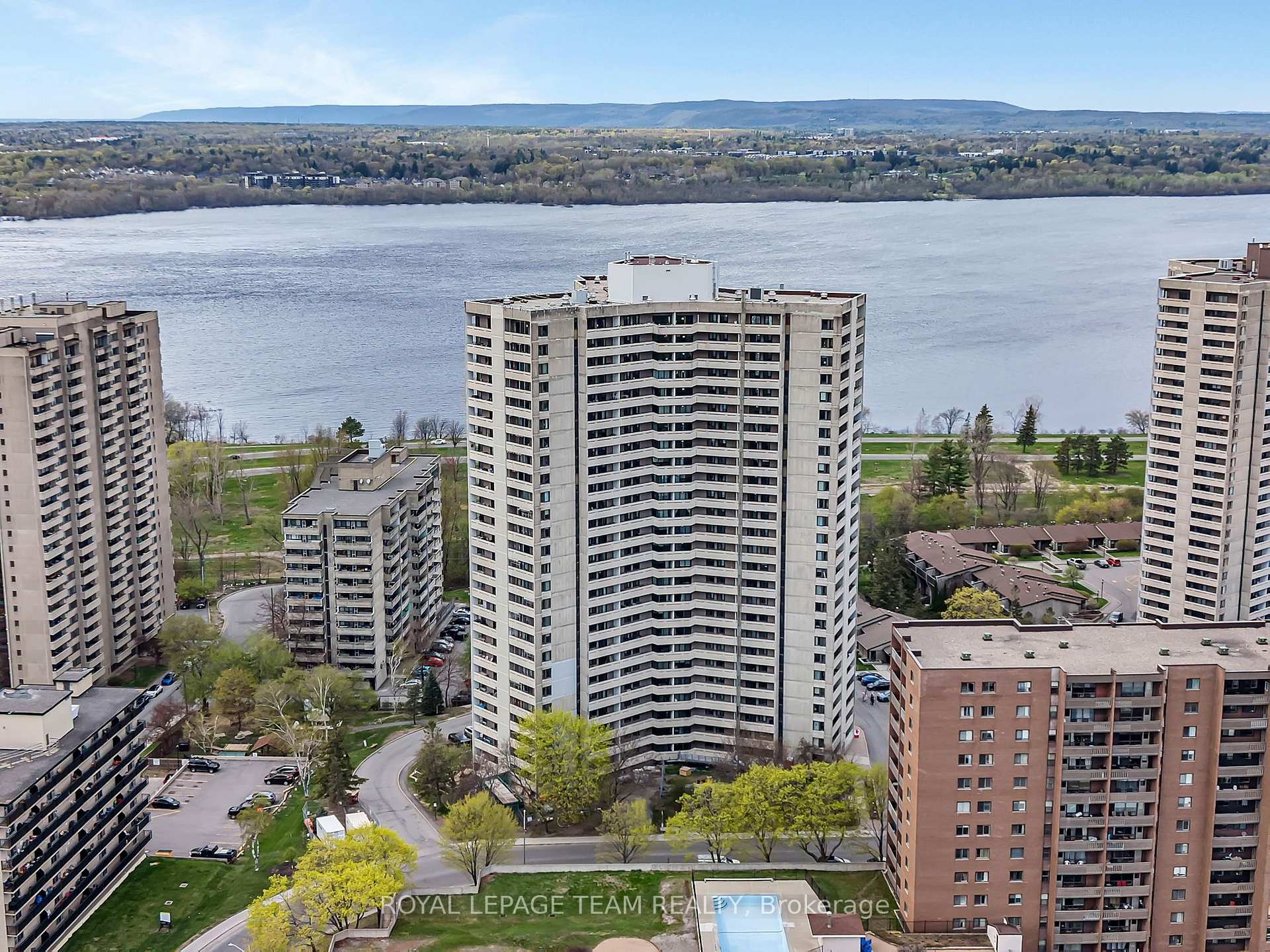 2309 - 1171 Ambleside Drive Ottawa Ontario Canada Sale residential Ray Johnson HomeLife Capital Realty Inc., Brokerage*