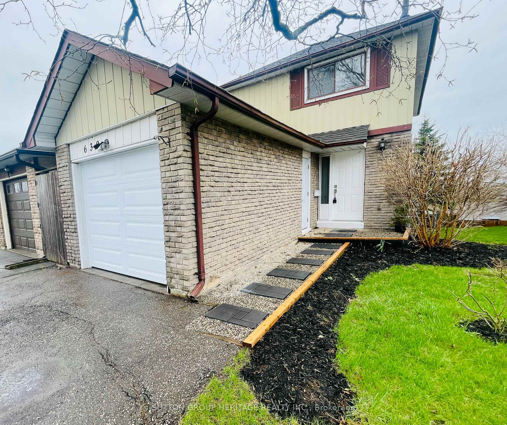 639 Down Crescent Oshawa Ontario Canada Sold residential Cristian Vergara SUTTON GROUP-HERITAGE REALTY INC., Brokerage*