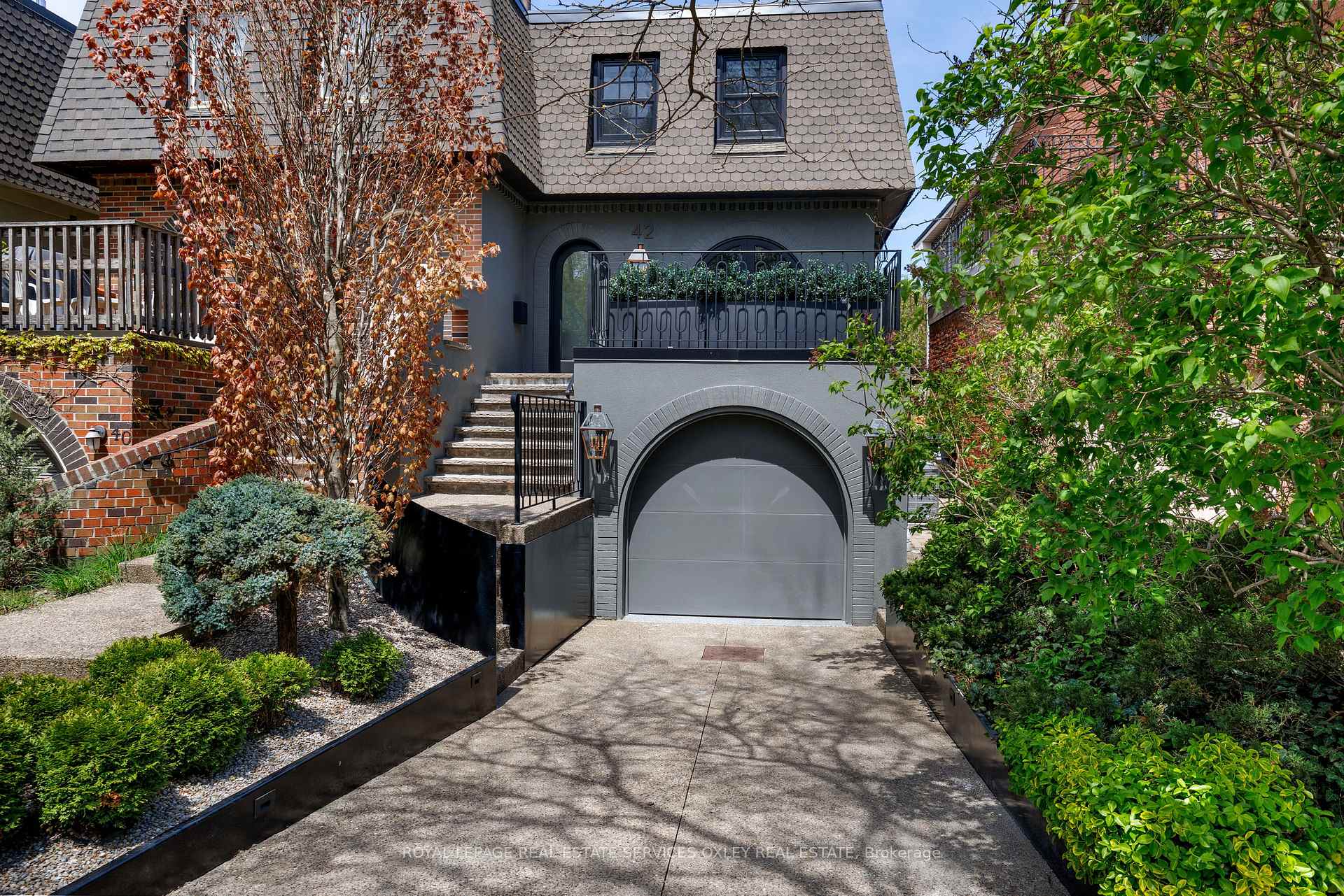 42 Rowanwood Avenue Toronto Ontario Canada Sale residential Margaret Joyce BILL JOYCE REAL ESTATE LTD. Brokerage
