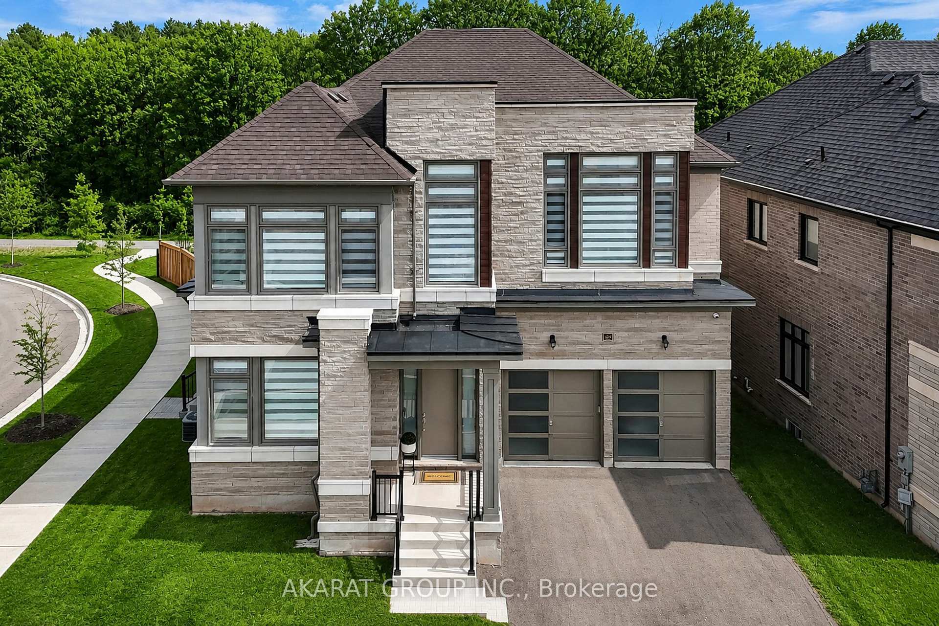 1283 Meadowside Path Oakville Ontario Canada Sale residential AKARAT Group Inc.