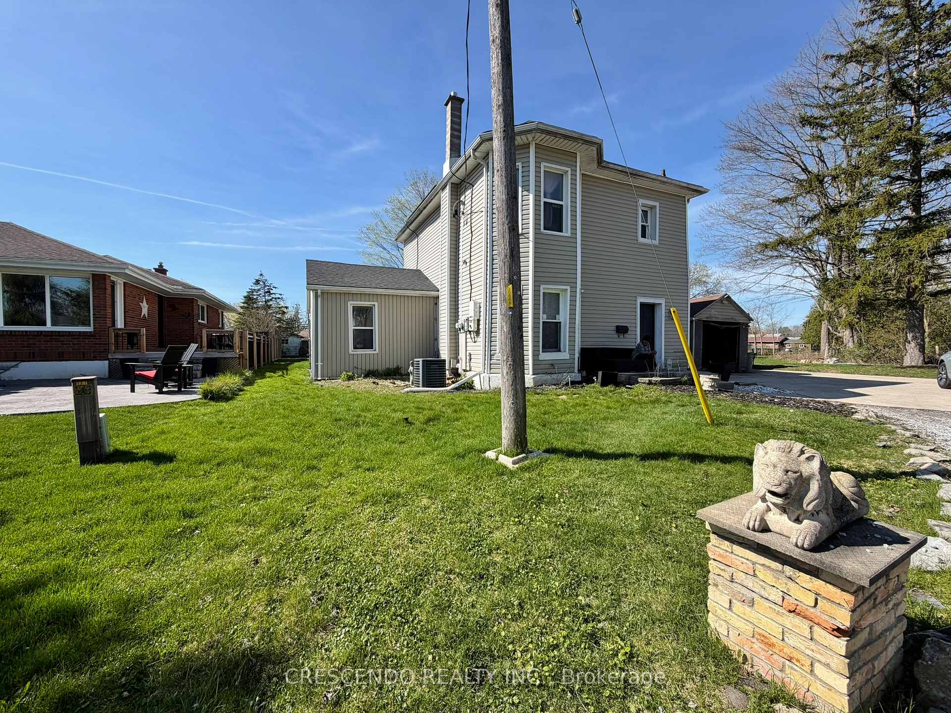 137 Locust Street St. Thomas Ontario Canada Sale residential   Crescendo Realty Inc., Brokerage