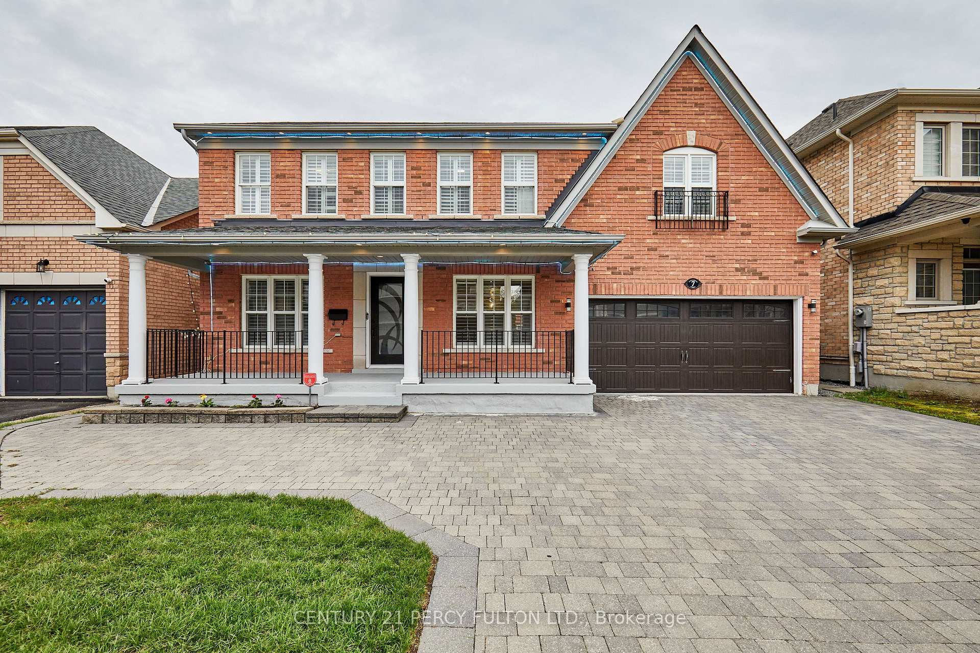 7 Schoolbridge Street Ajax Ontario Canada Sale residential Jennifer Singh InCom Brokerage Example