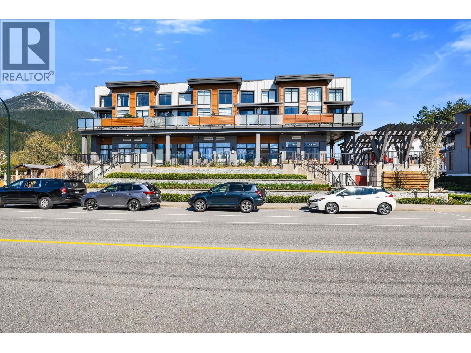 105 39767 GOVERNMENT ROAD Squamish British Columbia Canada Sale residential Will Black RE/MAX Crest Realty, Brokerage*