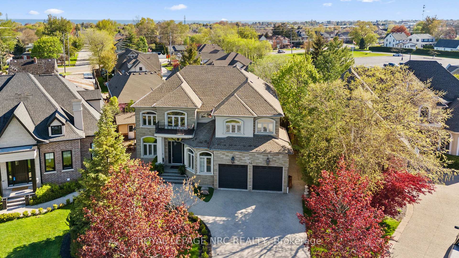 63 Terrace Drive Grimsby Ontario Canada Sale residential Kafayat Ayodele-Peters Right at Home Realty, Brokerage*