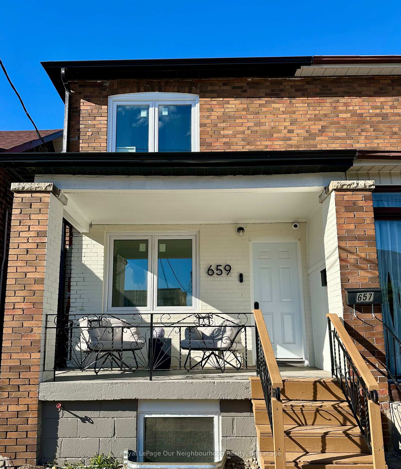2 - 659 Vaughan Road Toronto Ontario Canada Rent residential Belle Jean Our Neighbourhood Realty Inc., Brokerage*