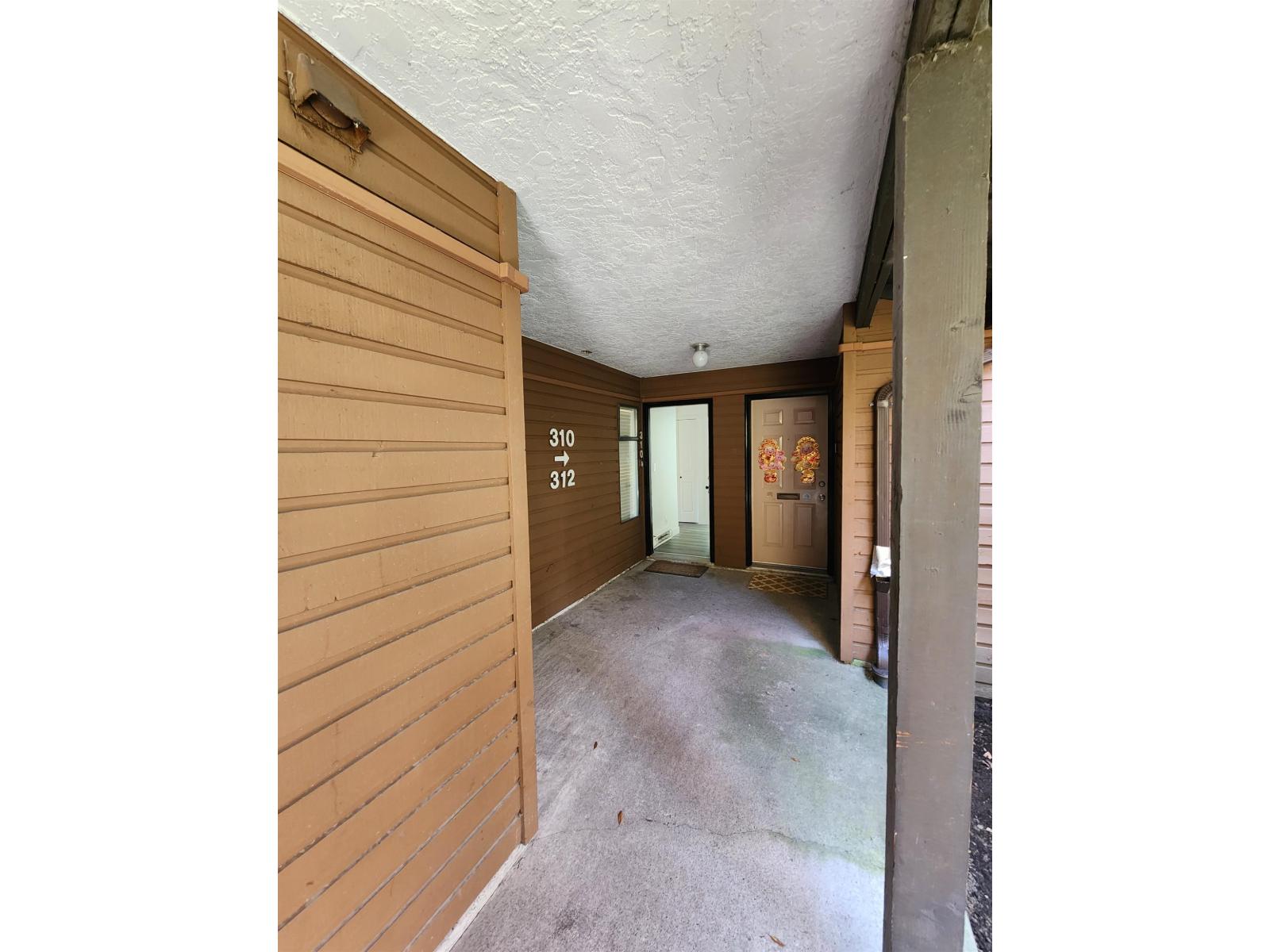 310 10620 150 STREET Surrey British Columbia Canada Sale residential Sharon Mason HomeLife Benchmark Titus Realty