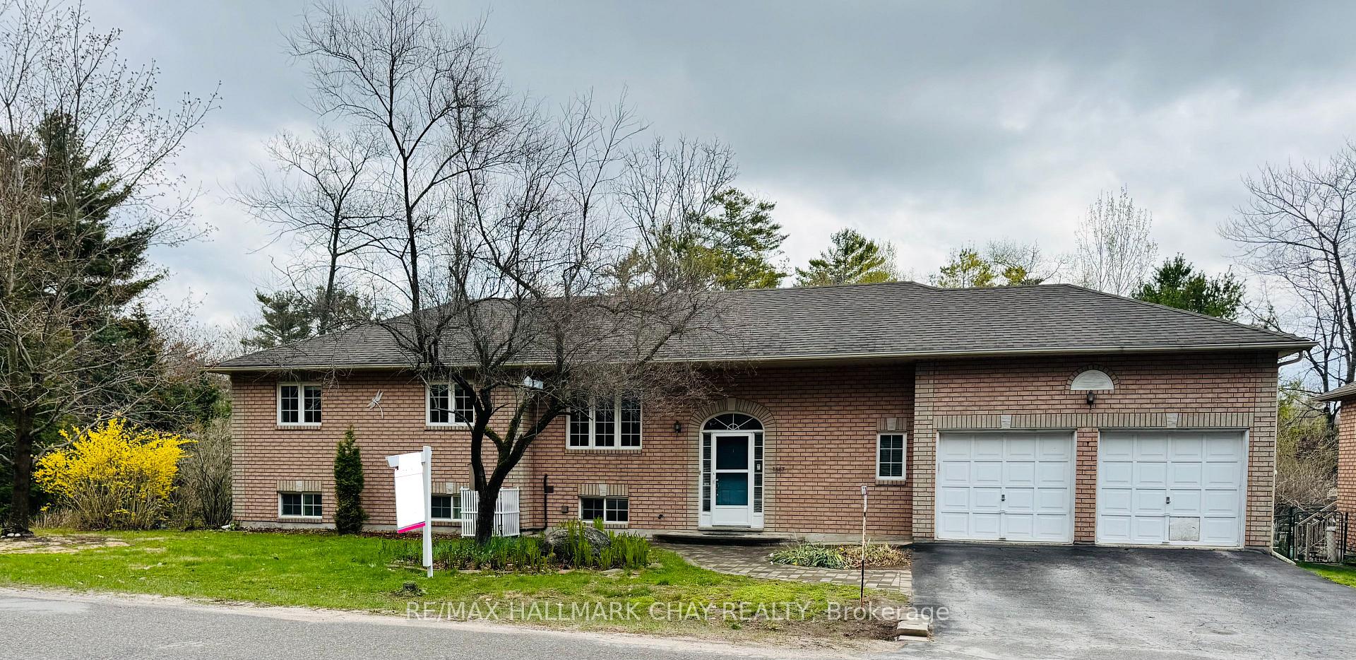 1667 Tiny Beaches Road S Tiny Ontario Canada Sale residential Mark Leader RE/MAX Hallmark Chay Realty, Brokerage