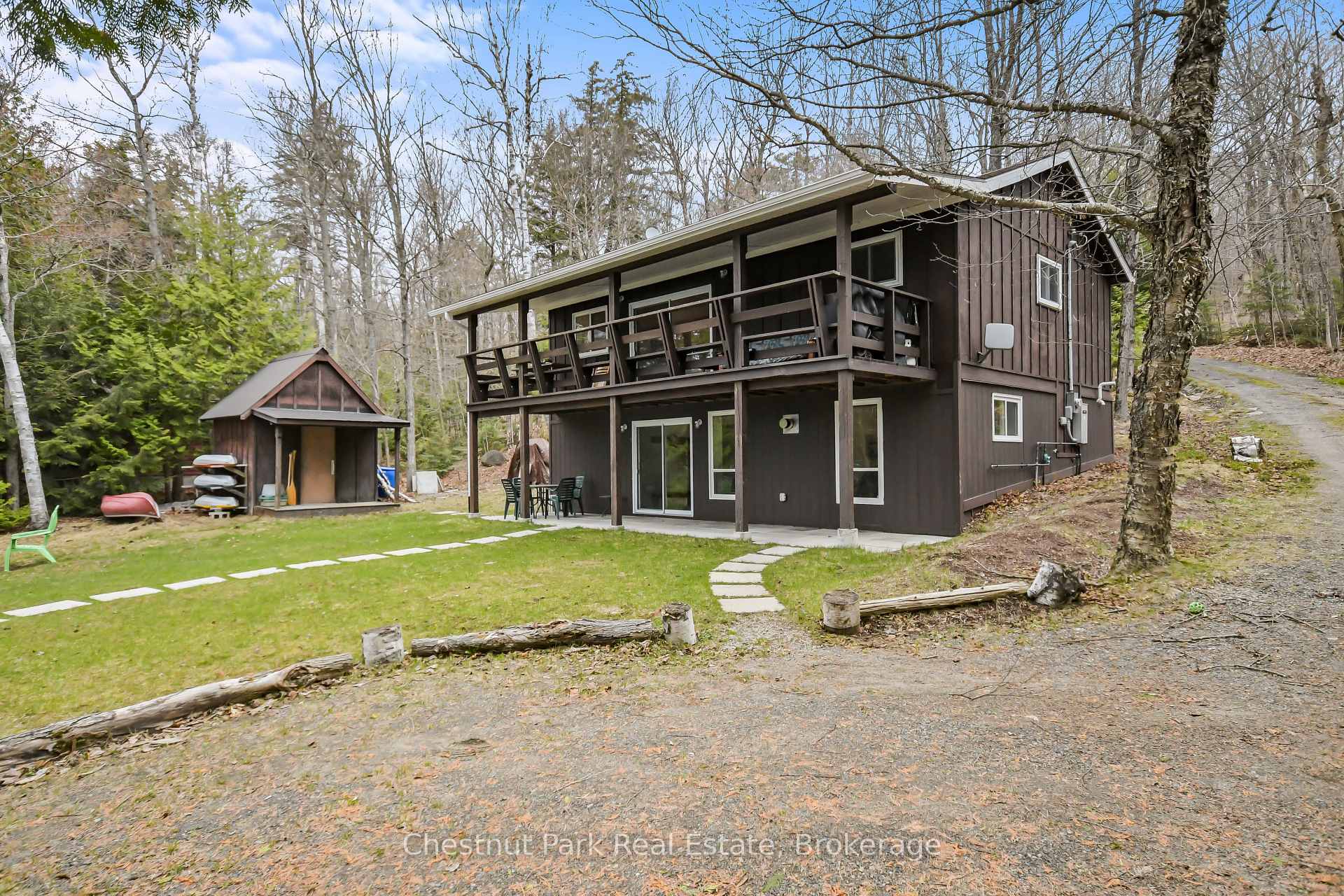 5 Bedroom Single Family Home/House's Image 8