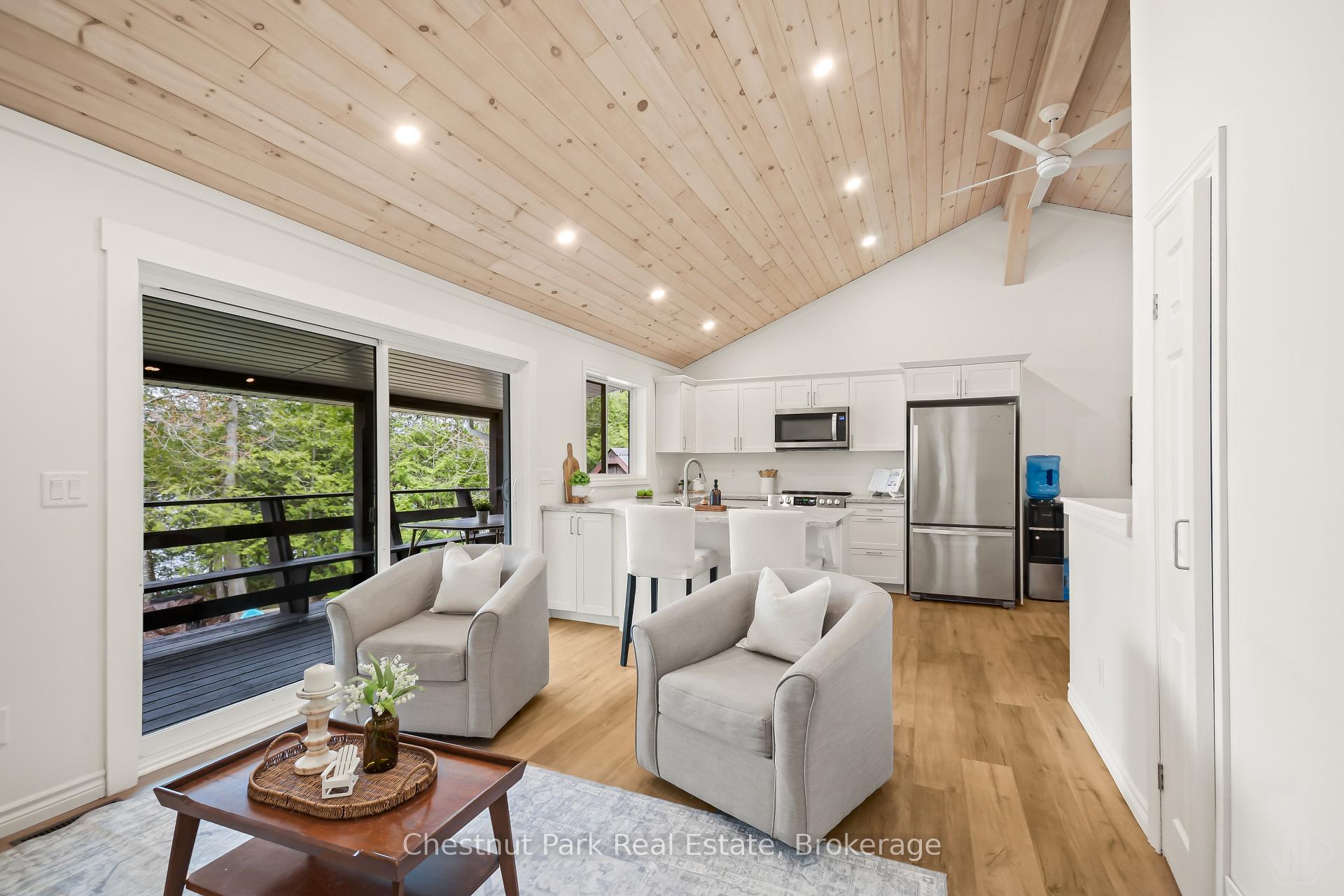 5 Bedroom Single Family Home/House's Image 28