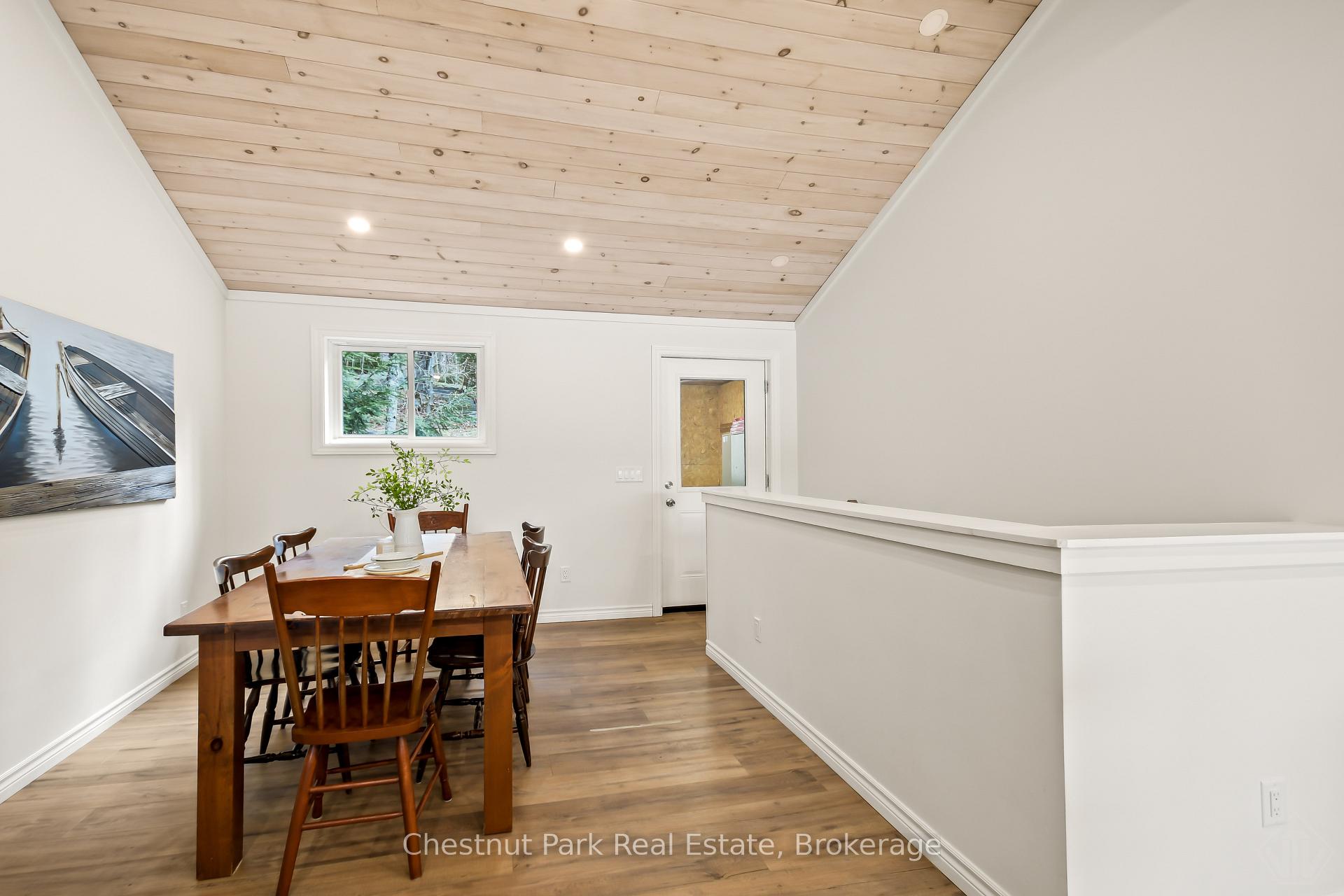 5 Bedroom Single Family Home/House's Image 19