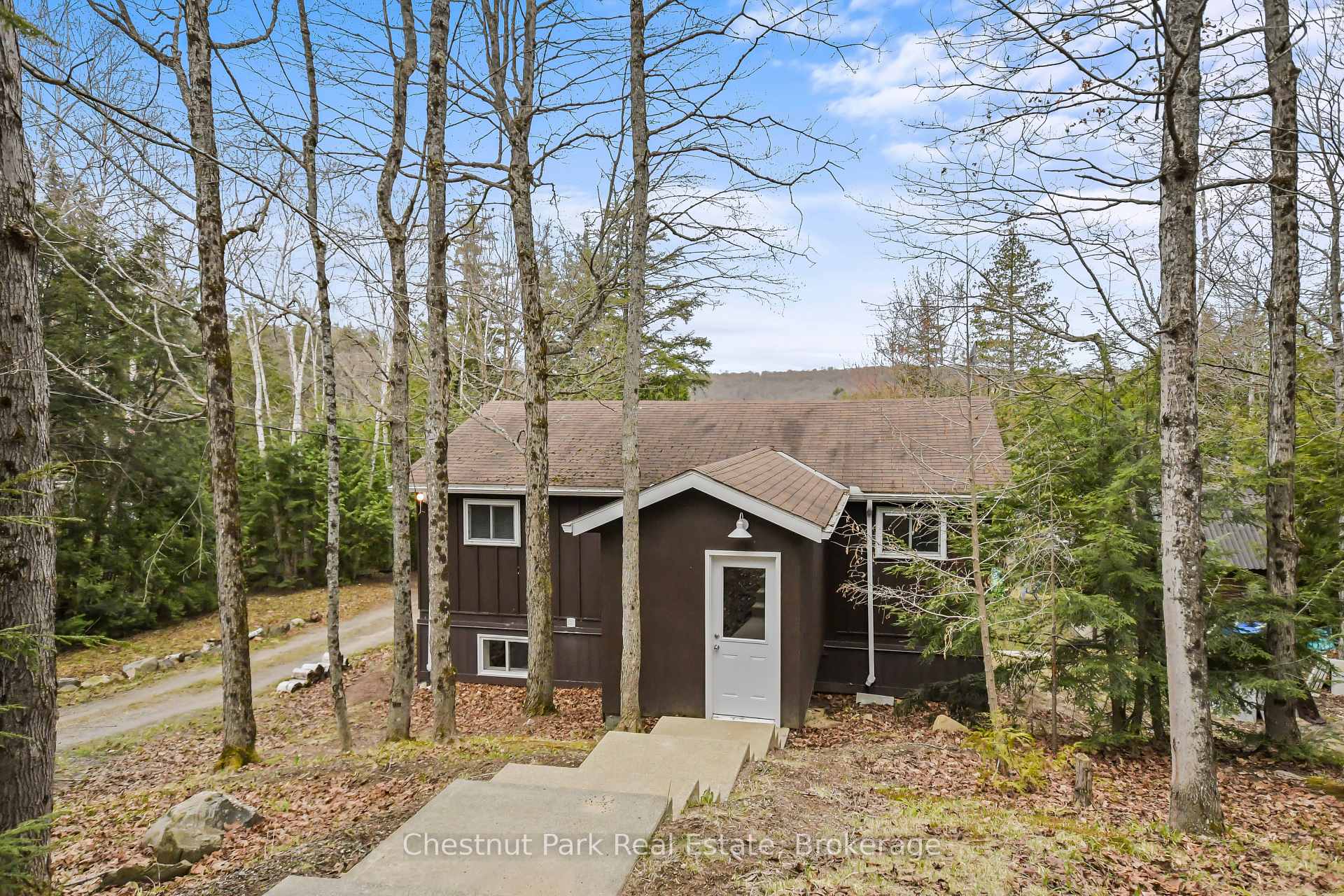 5 Bedroom Single Family Home/House's Image 35