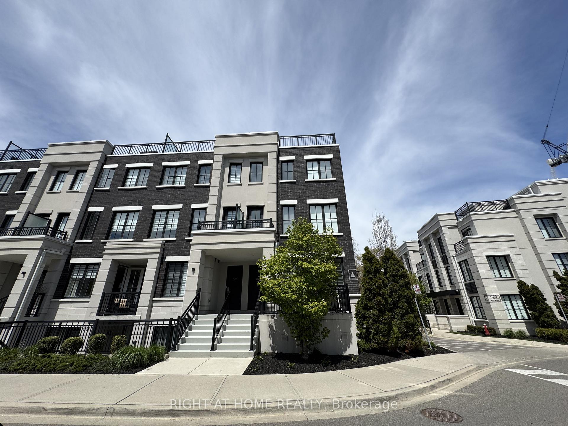 520 - 657 Cricklewood Drive Mississauga Ontario Canada Rent residential Paolo Castellano Right at Home Realty, Brokerage*